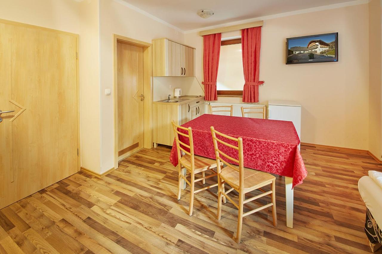 Rute Hotel And Apartments Kranjska Gora Dış mekan fotoğraf